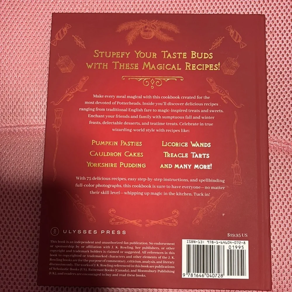 UNOFFICAL HOGWARTS HOILDAY COOKBOOK